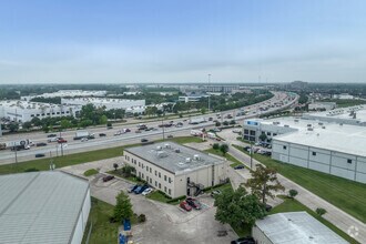 8448 N Sam Houston Pky W, Houston, TX - AERIAL  map view