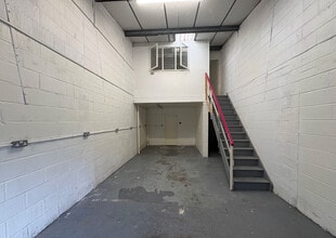 7 The Sidings, Southampton to rent Interior Photo- Image 2 of 2