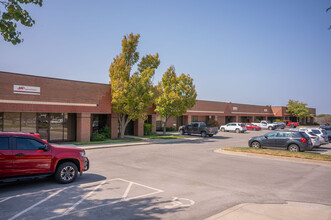 8326-8344 Melrose Dr, Lenexa, KS for sale Building Photo- Image 1 of 3