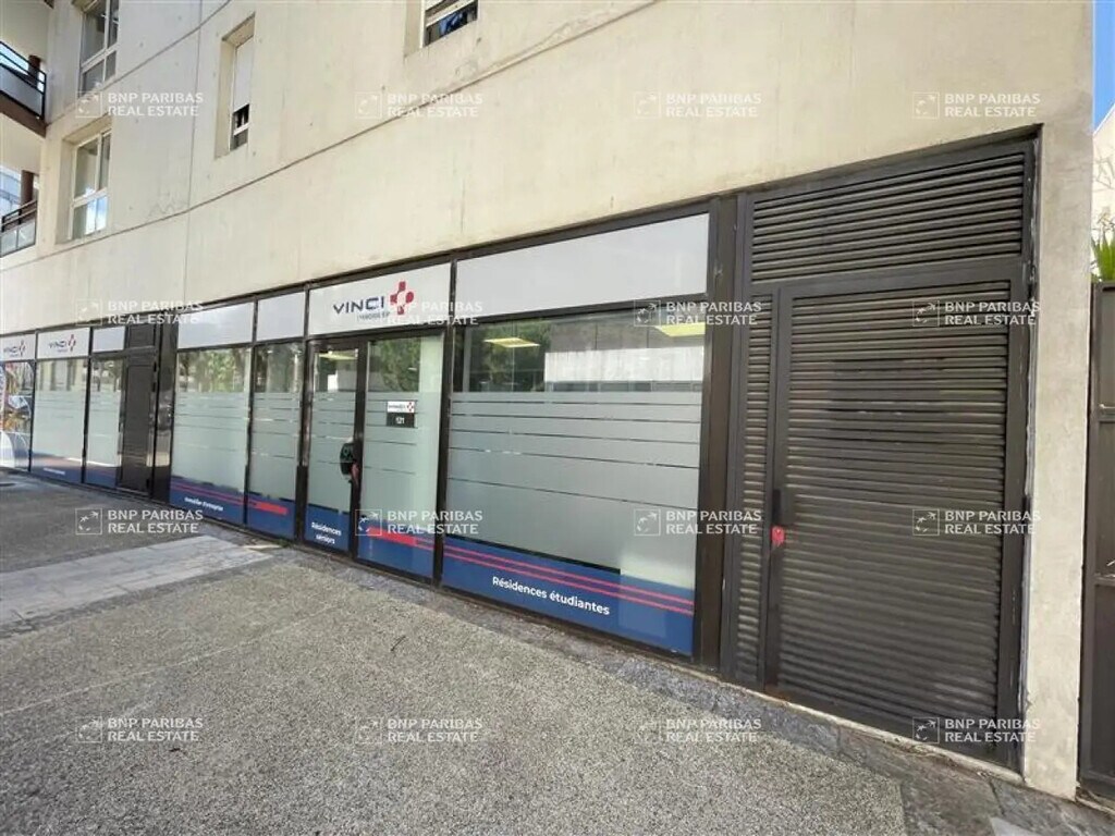 Vente Bureaux 151 m² - Photo 1