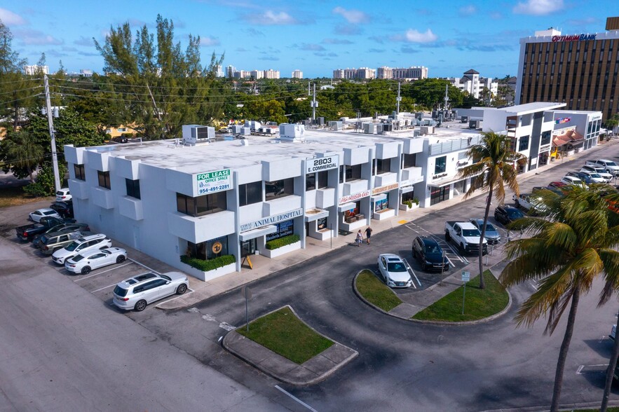 2801-2809 E Commercial Blvd, Fort Lauderdale, FL for rent - Building Photo - Image 1 of 31