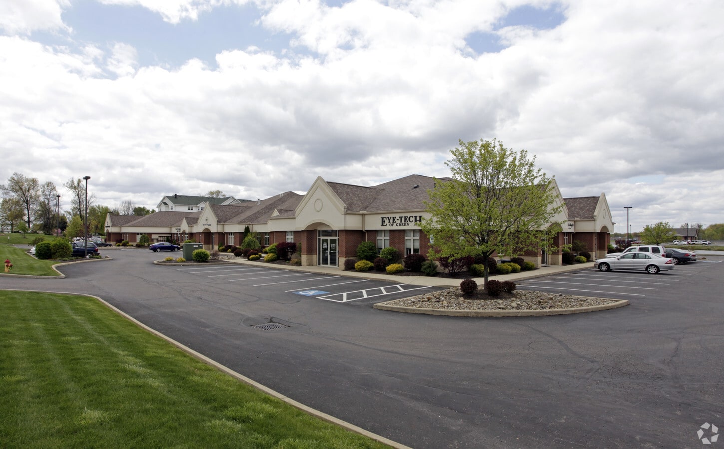 1790 Town Park Blvd, Uniontown 44685 UK