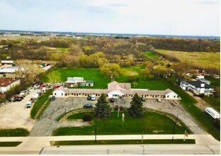 8060 S 27th St, Oak Creek, WI for sale Building Photo- Image 1 of 1