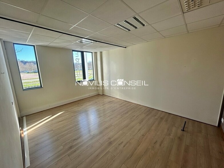 Office in Toulouse to rent - Interior Photo - Image 3 of 5