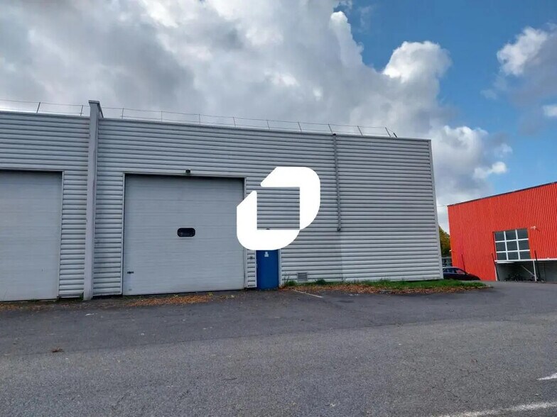 Office in La Chapelle-sur-Erdre to rent - Building Photo - Image 2 of 10