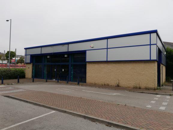 60 Valley Rd, Bradford for sale - Primary Photo - Image 1 of 1