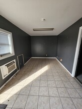 50 Oliver St, Cohoes, NY for rent Interior Photo- Image 1 of 7