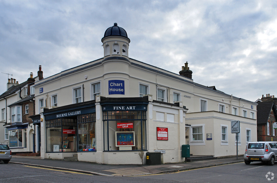 31-33 Lesbourne Rd, Reigate for rent - Building Photo - Image 2 of 7