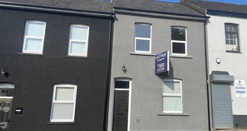 3-4 North St, Newport to rent Building Photo- Image 1 of 4