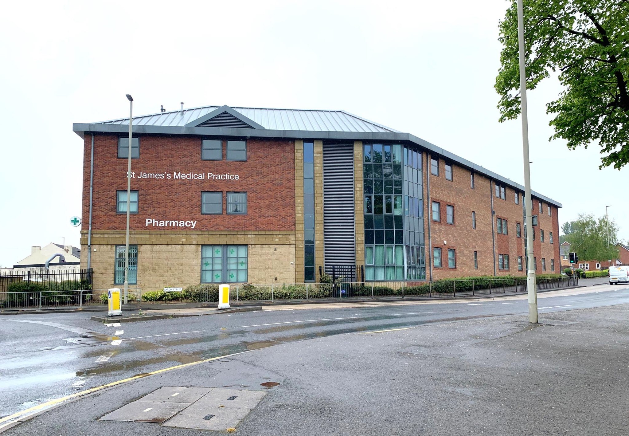 Malthouse Dr, Dudley for sale Primary Photo- Image 1 of 1