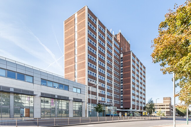 More details for Mercury Gdns, Romford - Office for Sale