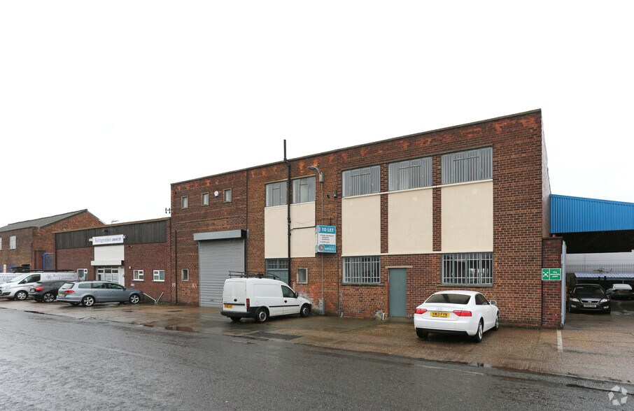 King Edward St, Grimsby for sale - Primary Photo - Image 1 of 1