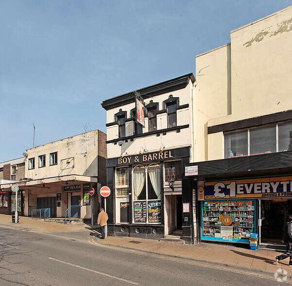 60 Westgate, Bradford for sale - Building Photo - Image 3 of 3