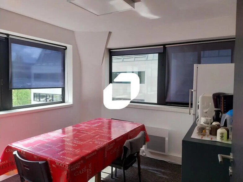 Office in Orvault to rent - Interior Photo - Image 3 of 10