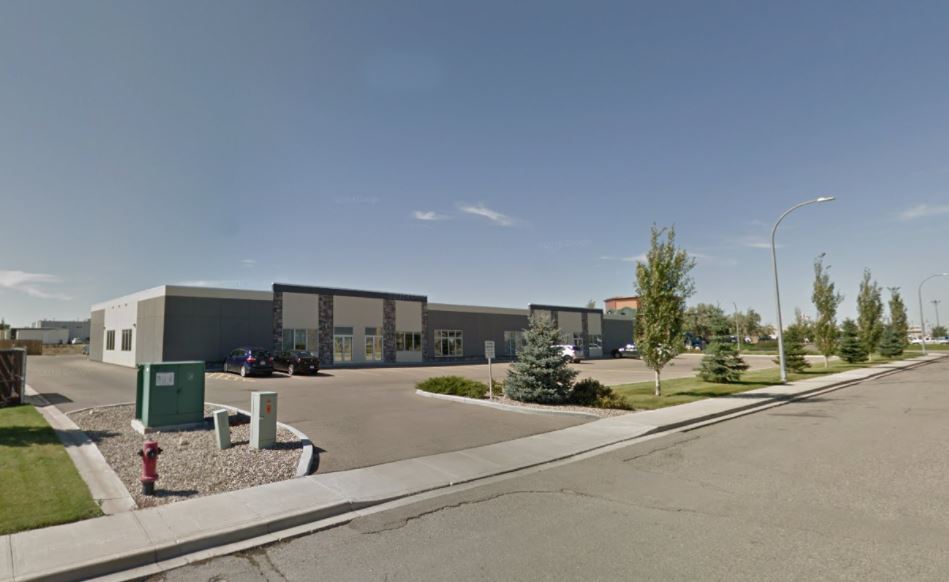 3852 4 Ave S, Lethbridge, AB for sale Primary Photo- Image 1 of 1