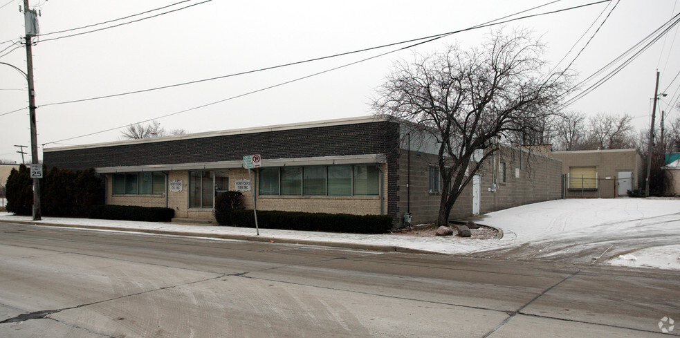 5169 N 37th St, Milwaukee, WI for sale - Building Photo - Image 1 of 1