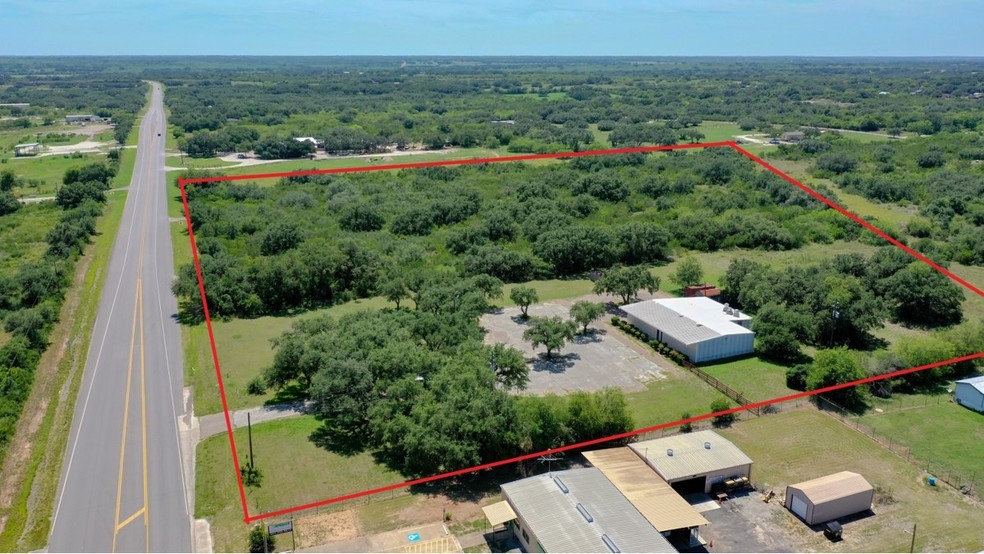 268 W FM 351, Beeville, TX for sale - Building Photo - Image 1 of 1