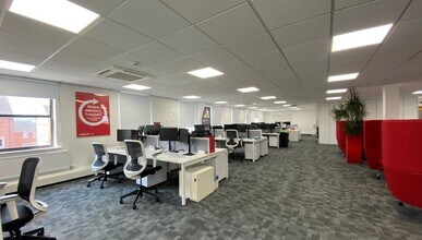 Barnett Way, Gloucester to rent Interior Photo- Image 2 of 6