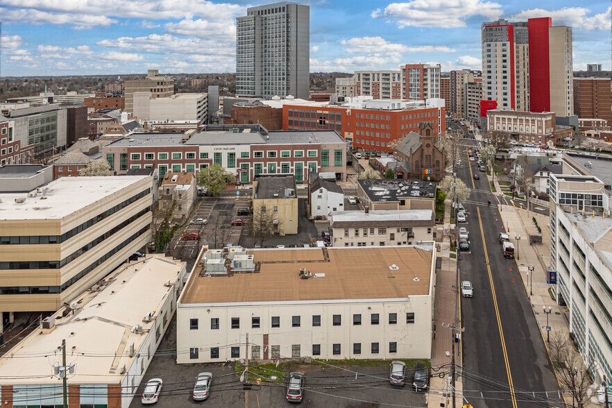 167 New St, New Brunswick, NJ for sale - Building Photo - Image 2 of 5