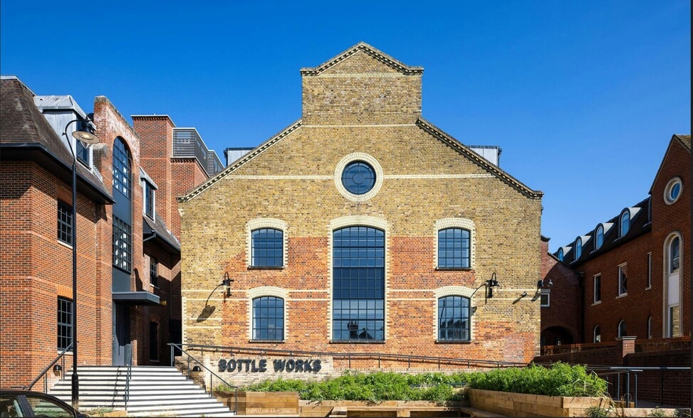 1-7 Stoke Rd, Guildford to rent - Building Photo - Image 2 of 13