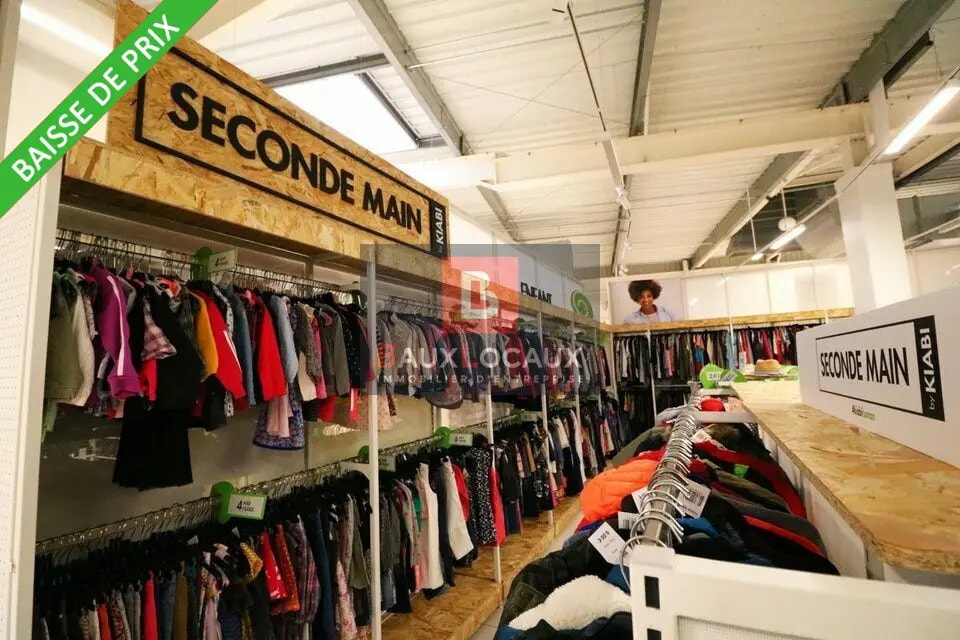 Location Commerce 90 m² - Photo 1
