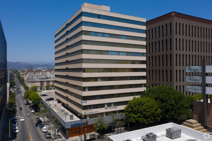 3325 Wilshire Blvd, Los Angeles, CA for sale - Building Photo - Image 1 of 1