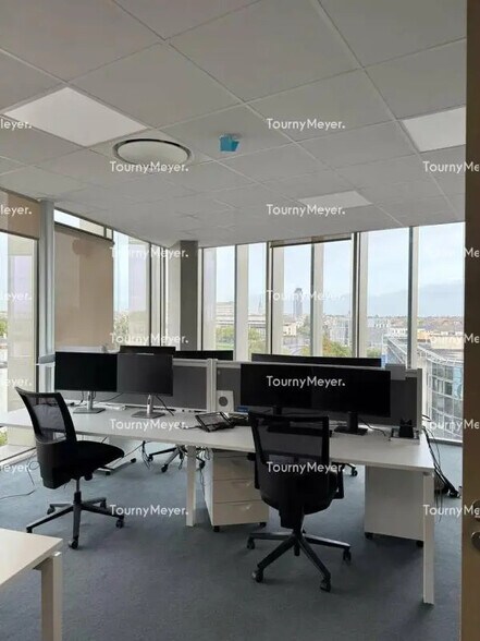 Office in Nantes to rent - Interior Photo - Image 2 of 6