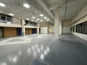 10 Rue De Stalingrad, Drancy to rent Interior Photo- Image 2 of 7