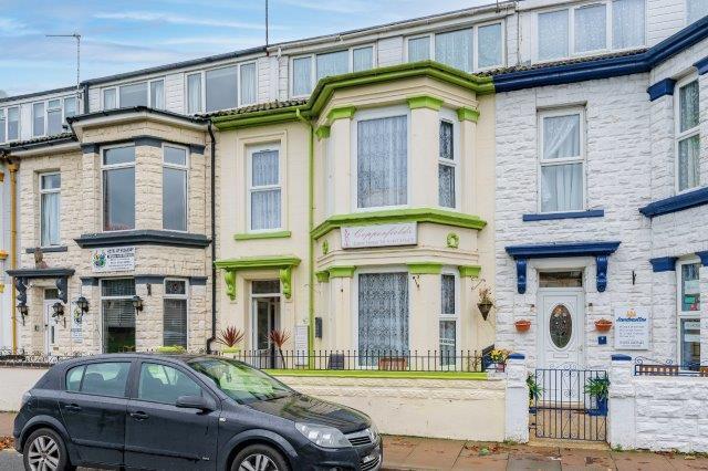 16 Trafalgar Road, Great Yarmouth for sale Primary Photo- Image 1 of 1