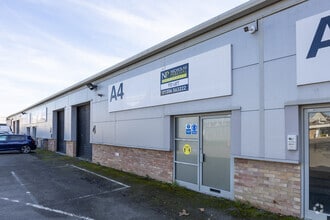 Moorside, Colchester to rent Building Photo- Image 1 of 1