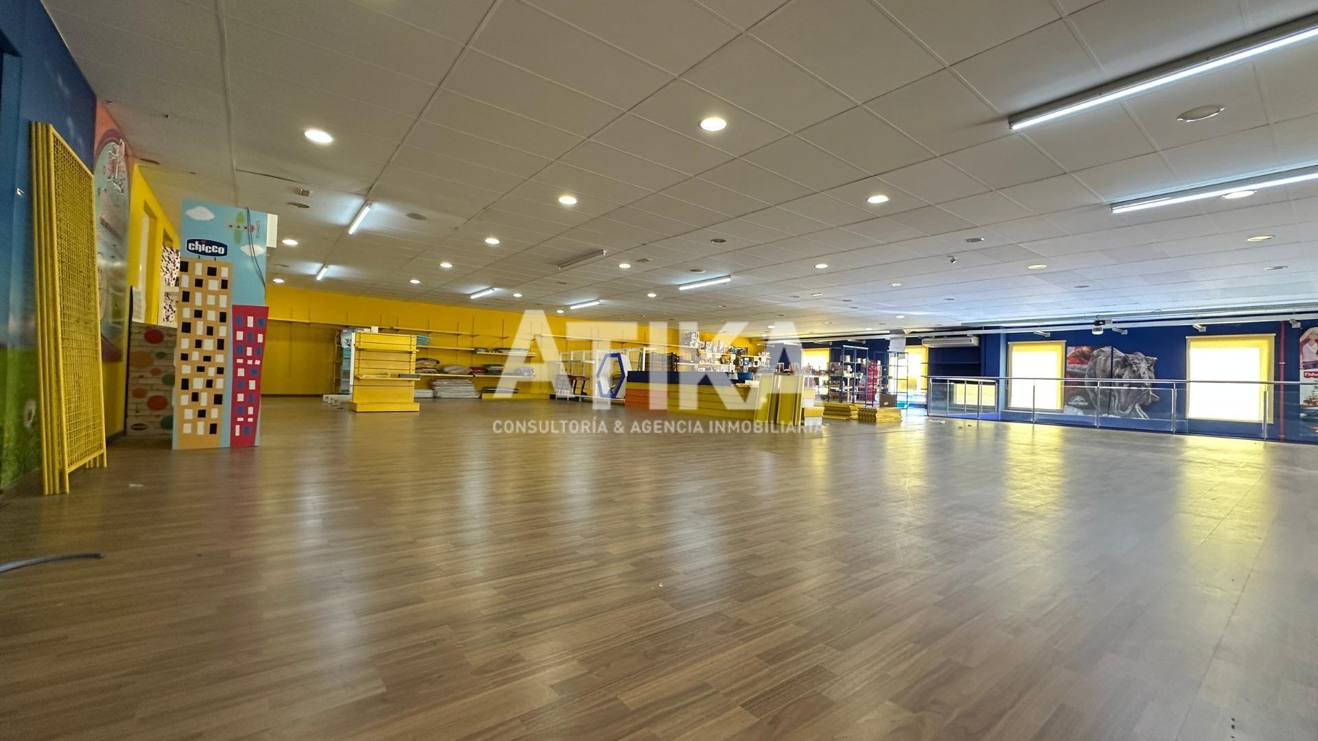 Industrial in Ontinyent, Valencia to rent Building Photo- Image 1 of 22