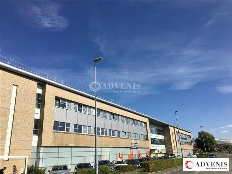 Office in VILLENEUVE-D'ASCQ to rent Building Photo- Image 1 of 6