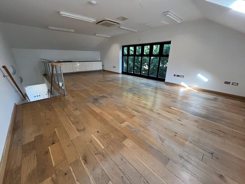 Old Ipswich Rd, Ardleigh to rent - Building Photo - Image 3 of 20