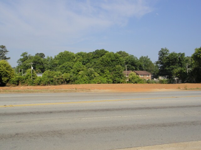 605 Montague Ave, Greenwood, SC for sale Building Photo- Image 1 of 1