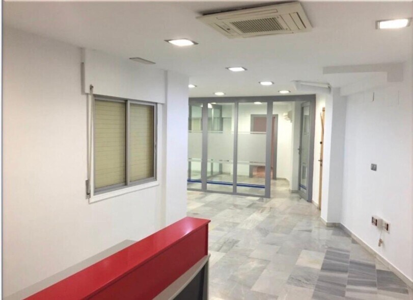 Office in Córdoba, Córdoba to rent - Interior Photo - Image 1 of 6