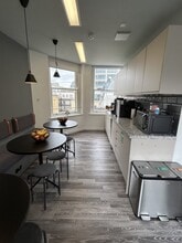 53 Parker St, London to rent Interior Photo- Image 2 of 7