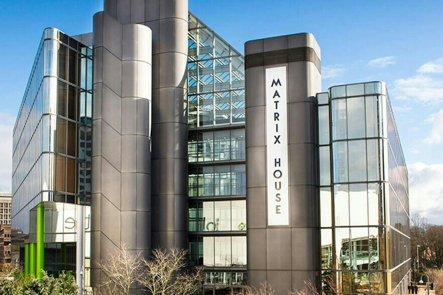 Basing Vw, Basingstoke to rent - Building Photo - Image 1 of 1