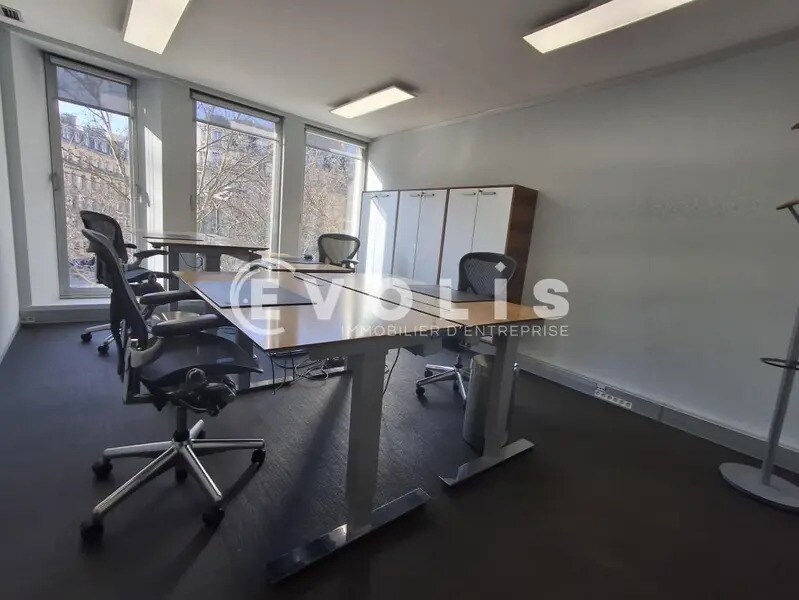 Location Bureaux 110 m² - Photo 1