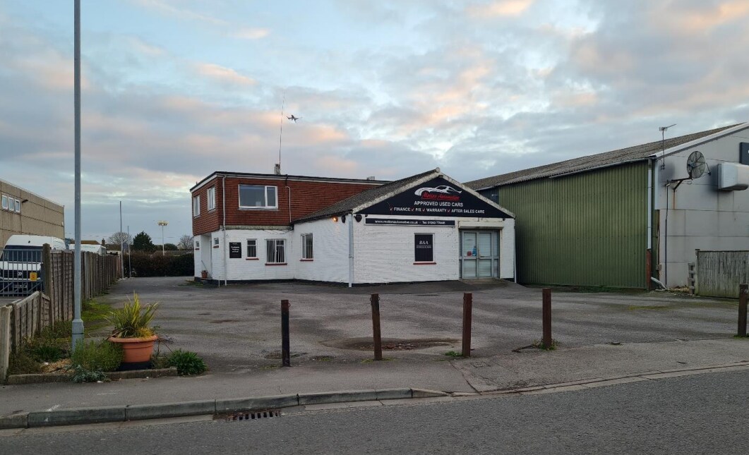 Spur Rd, Chichester for sale Building Photo- Image 1 of 1