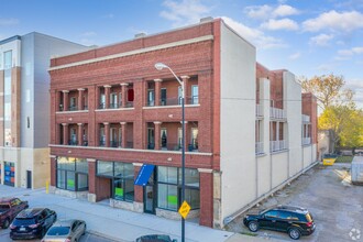 242-246 E Market St, Sandusky, OH for rent Building Photo- Image 1 of 24