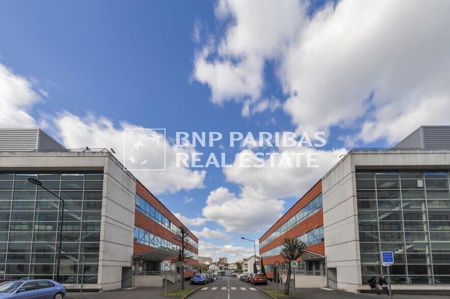 Office in Champigny-sur-Marne to rent - Building Photo - Image 1 of 11