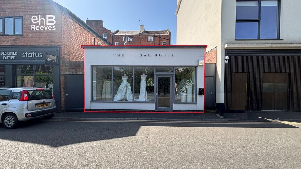 1 Oxford Row, Leamington Spa to rent - Building Photo - Image 1 of 5