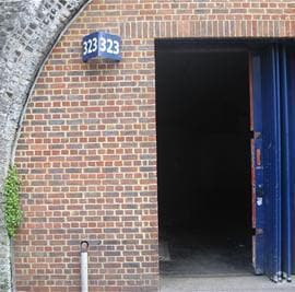 Blucher Rd, London to rent - Building Photo - Image 2 of 4