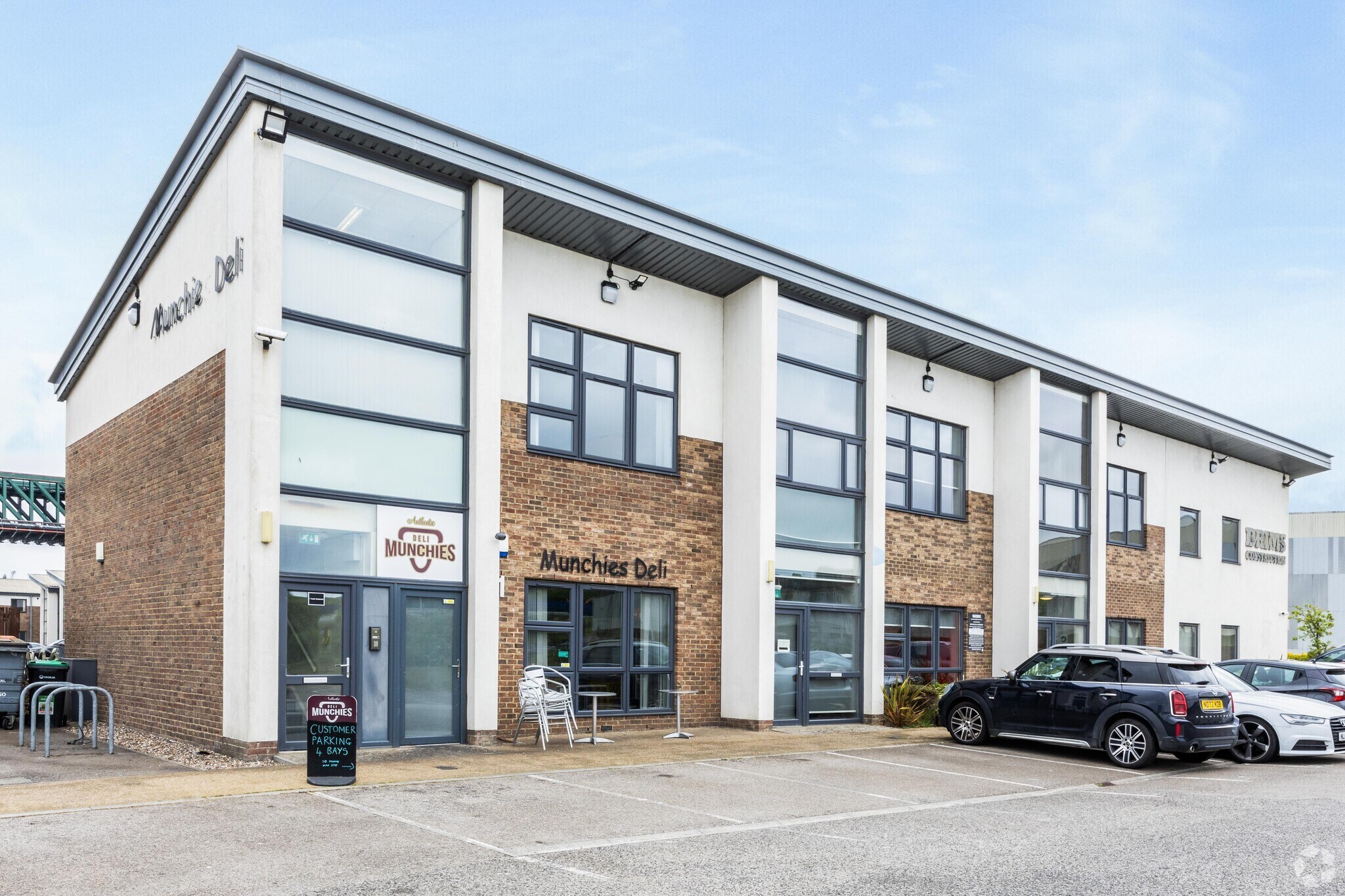 1-4 Austin Blvd, Sunderland to rent Primary Photo- Image 1 of 3