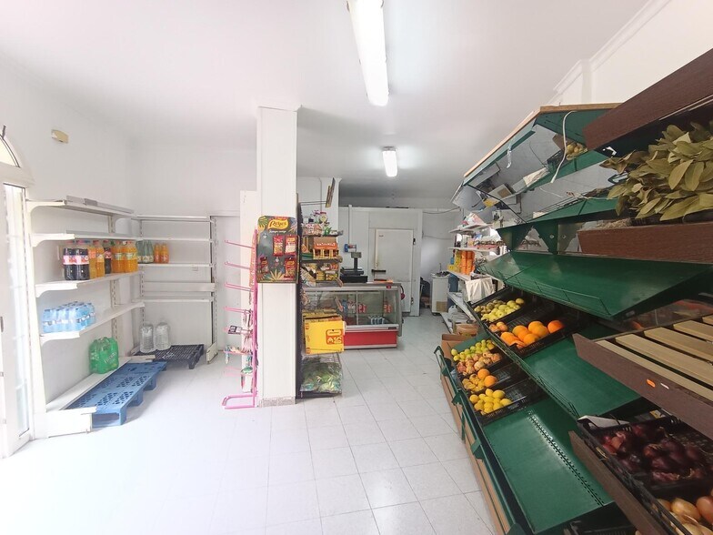 Retail in Molina de Segura, Murcia for sale - Interior Photo - Image 3 of 5