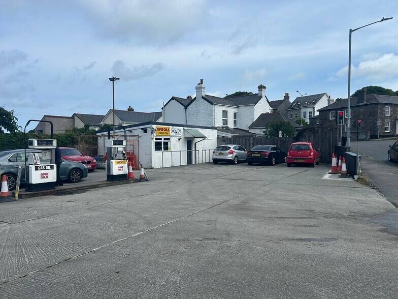 Bucketts Hl, Redruth for sale - Building Photo - Image 2 of 5