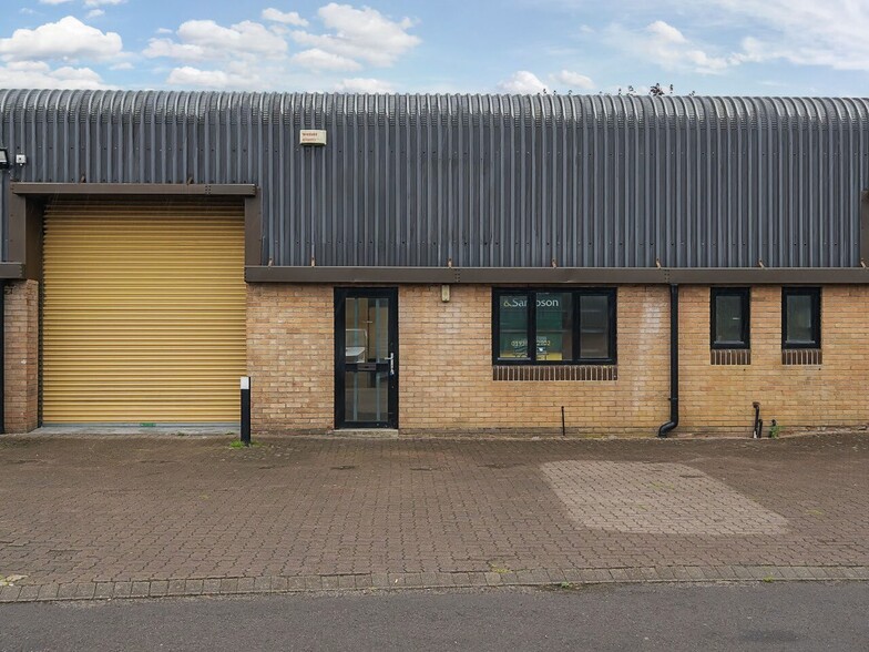 Butts Pond Industrial Estate, Sturminster Newton for rent - Building Photo - Image 1 of 7