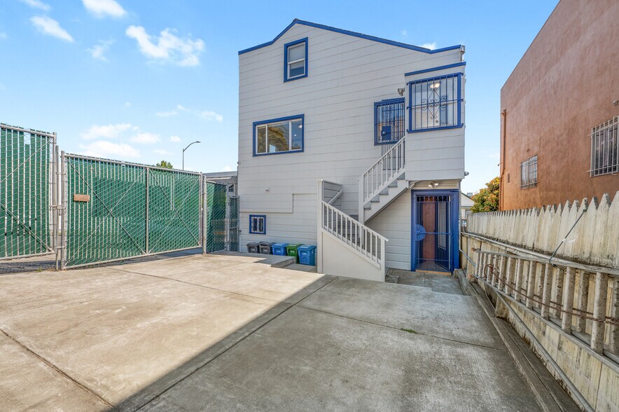 1795 Oakdale Ave, San Francisco, CA for sale - Building Photo - Image 2 of 49