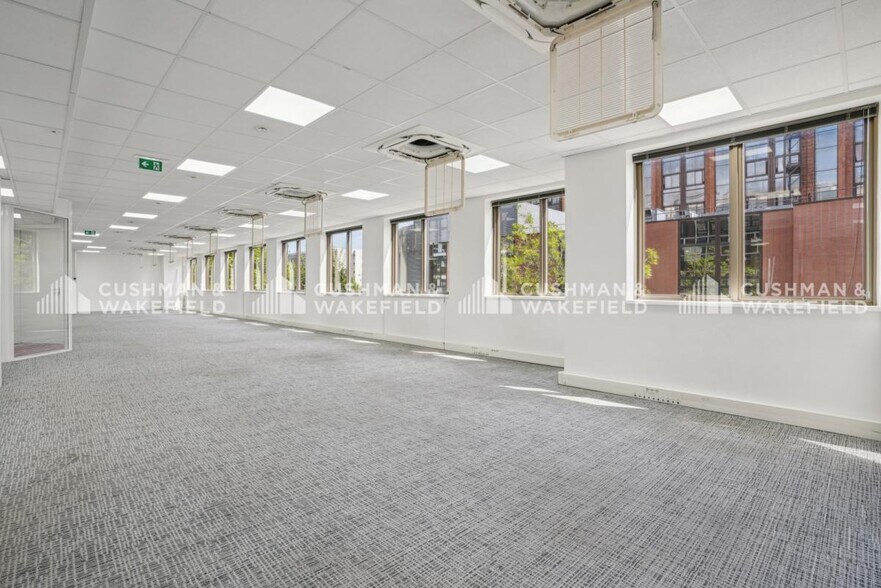 Office in Levallois-Perret to rent - Interior Photo - Image 3 of 9