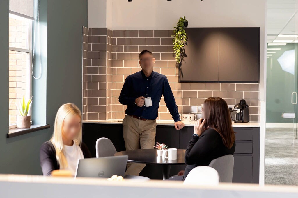 20 Bailey Ln, Manchester to rent Building Photo- Image 1 of 7